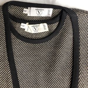 Vintage 90’s Valentino Sweater cardigan 2pc set designer Miss v size 8 42 small